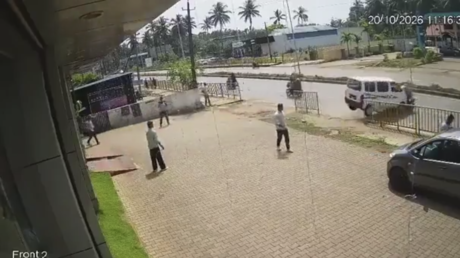 VIDEO: Sacó su auto nuevo del concesionario y todo salió mal