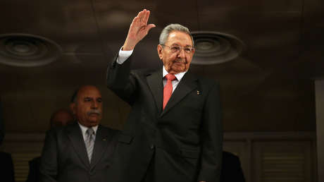 "Criminal e ilegal": Irán reacciona a la orden de arresto contra Raúl Castro en EE.UU.