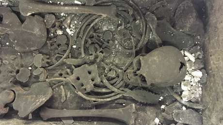 Una tumba romana, un esqueleto medieval y un enigma que desconcierta a los arqueólogos