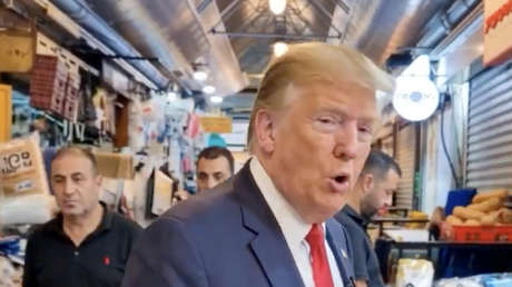 Netanyahu lanza video electoral con Trump 'cazando' postres con ayuda de la IA (VIDEO)