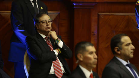 Petro devuelve el golpe a Noboa señalándolo como el que verdaderamente está vinculado con 'Fito'