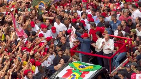 VIDEO: Lula llega a la avenida Paulista