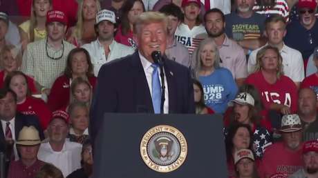 "Creen que es Soros": Inesperada reacción de Trump al ser interrumpido en pleno mitin