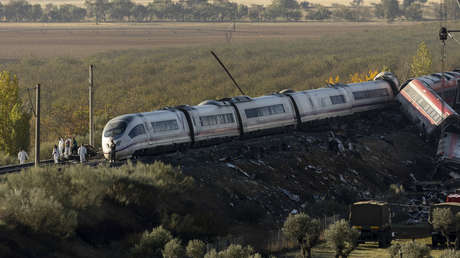 Aumenta a 69 el número de muertos en la tragedia ferroviaria en España