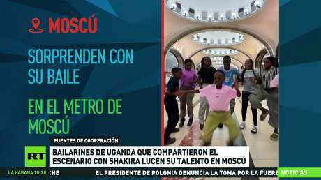 Bailarines de Uganda que compartieron escenario con Shakira lucen su talento en Moscú