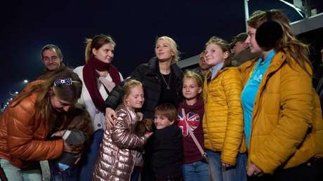 VIDEO: Conmovedora recepción a los evacuados de Alioshki en Crimea