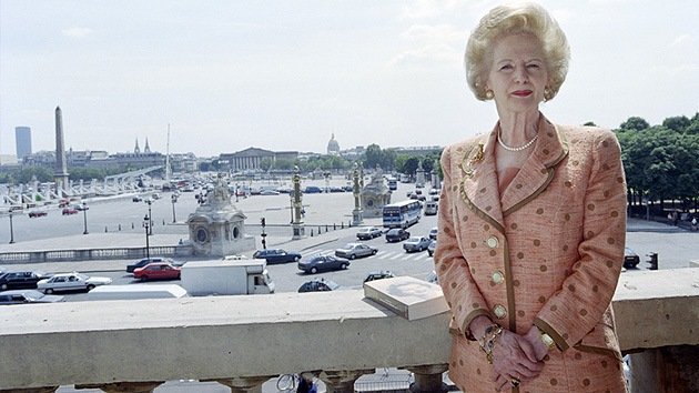 Christie's revuelve el armario de Thatcher: subastan siete trajes de 'la dama de hierro'