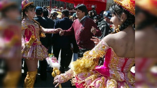 Bolivia defiende por ley la 'paternidad' de sus bailes folclóricos