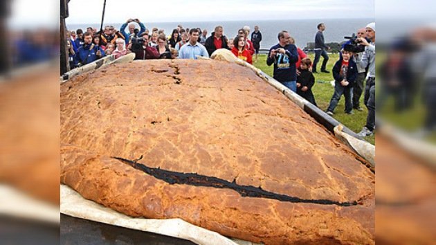 Condado de Cornwall cocina empanada de 850 kilos