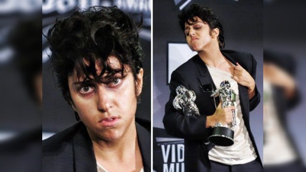 Lady Gaga se 'transforma' en hombre para la ceremonia MTV Video Music