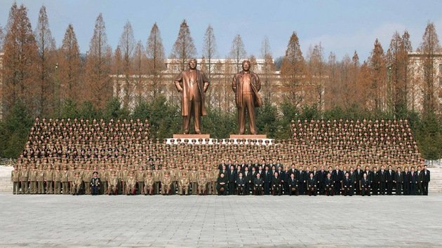Pyongyang condecora a los artífices de su tercera prueba nuclear