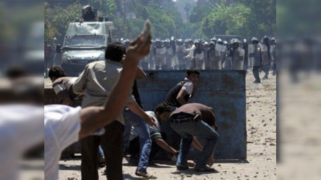 Más de mil heridos en los enfrentamientos en El Cairo