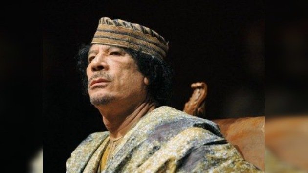 Gaddafi asegura una vez más que no va a dejar Libia