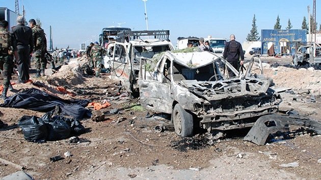 Siria: La explosión de un coche bomba deja al menos 20 muertos en una mezquita
