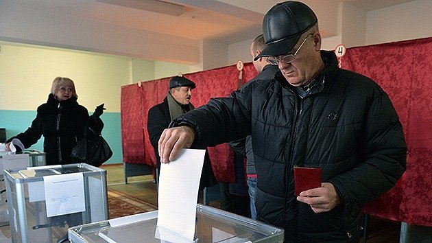 "Si la UE quiere el fin de la crisis en Ucrania debería aceptar las elecciones en Donbass"