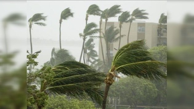 La tormenta 'Tomas' se convierte en huracán y amenaza al Caribe