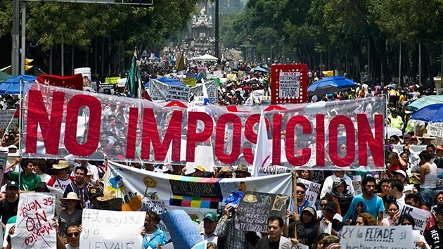 México planta cara a la victoria electoral de Peña Nieto con una marcha nacional