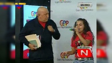 Chávez inicia su campaña electoral a ritmo de rap