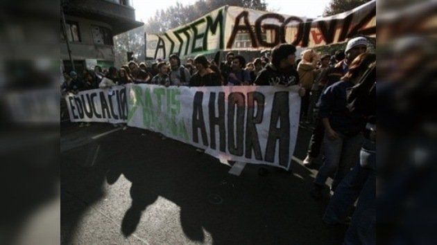 Varios heridos tras una manifestación estudiantil en Chile