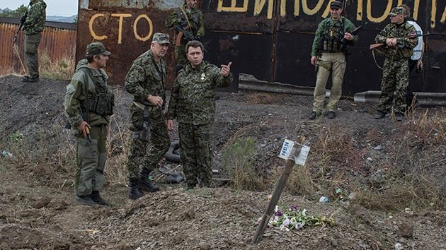 La OSCE consigna tres fosas con cadáveres cerca de Donetsk
