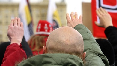 Una corte suiza justifica el saludo nazi si se usa para "expresar las propias convicciones"