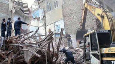 Se derrumba un edificio de once pisos en Egipto
