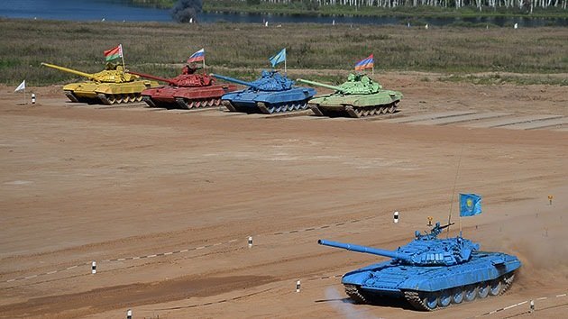 El Ejército ruso organiza el campeonato mundial de biatlón de tanques
