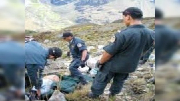 Un ómnibus cayó a un abismo en Perú: 5 fallecidos y 58 heridos