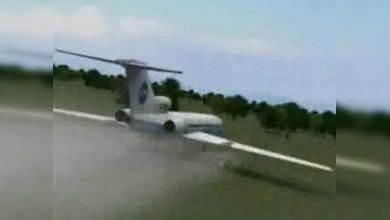 Llegan a Moscú los pilotos que salvaron la vida de 81 pasajeros