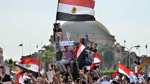 Egipto: Enfrentamientos entre partidarios y opositores de Morsi dejan varios muertos y heridos