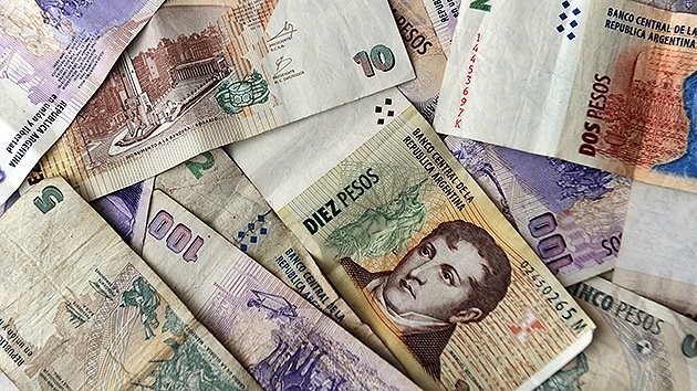 Argentina anuncia el pago anticipado de bonos para extender los vencimientos