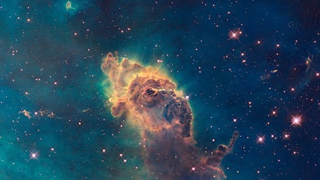 'Capuchino' cósmico: Los científicos descubren el verdadero color del Universo