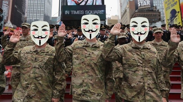 'Hacker' de Anonymous infiltrado en el Ejército de EE.UU.: "Somos muchos"