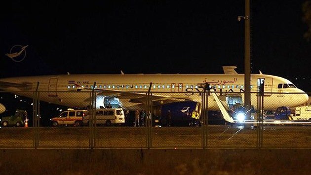 Moscú: La orden de aterrizaje en Turquía de un avión con destino a Damasco puso en peligro la vida de los pasajeros