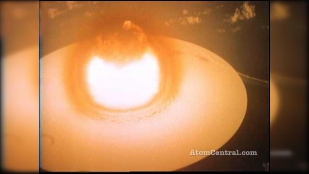 Una de las explosiones nucleares más espectaculares registradas en video