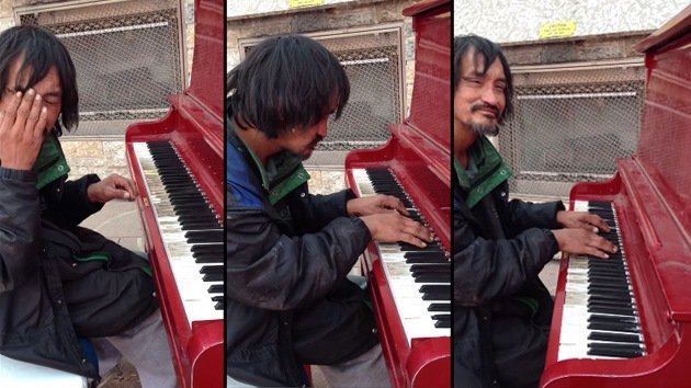 ‘Piano man’: Un ‘sin techo’ canadiense cautiva a los transeúntes con su talento