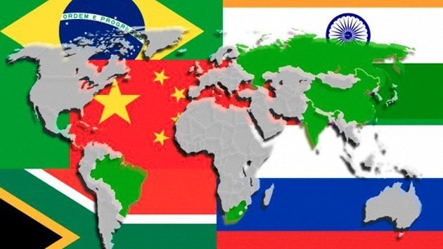 Los países BRICS ayudarán a China a pasar del tipo de cambio yuan-dólar al yuan-oro