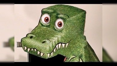 Un dinosaurio que te sigue con la mirada ‘sin trampa ni cartón’