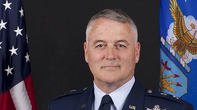 EE.UU.: Despiden a un general a cargo de misiles nucleares por emborracharse en Rusia