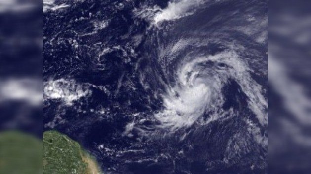 La tormenta Katia cruza el Atlántico 'in crescendo' y con vocación de huracán