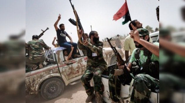 La oposición libia se gana el 'crédito' de Alemania, que le fía 100 millones de euros