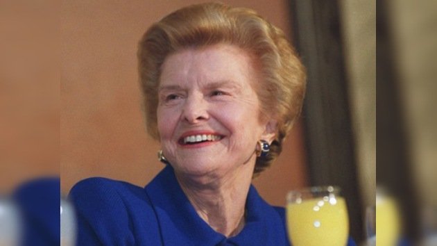Fallece Betty Ford, la ex primera dama de EE. UU. que abanderó la lucha social en los 80