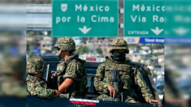 México: el ejército seguirá 'patrullando' hasta que la policía sea de fiar