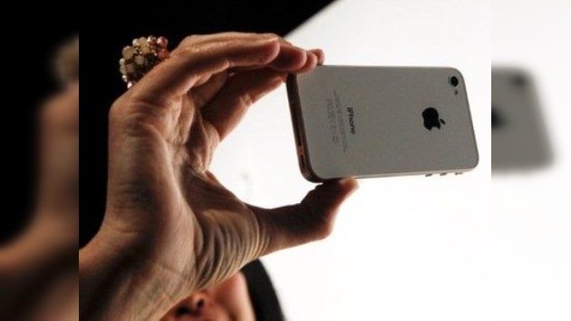 En busca del iPhone5 perdido: ¿espionaje o un truco publicitario de Apple?