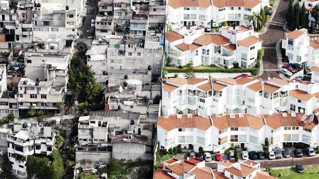 México: fotografías aéreas muestran abismal división entre ricos y pobres