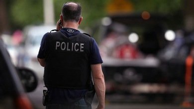 Policías de EE.UU. gasearon los genitales de una mujer en un cacheo al desnudo