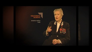 "TESTIGOS DE LA GUERRA".  Démina Ekaterina :  teniente médica. Rusia