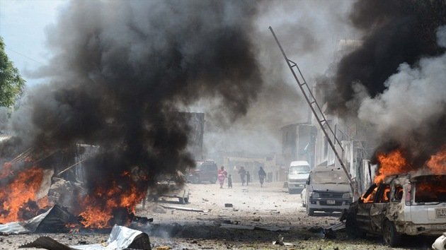 Al menos ocho muertos por un atentado con bomba en la capital de Somalia