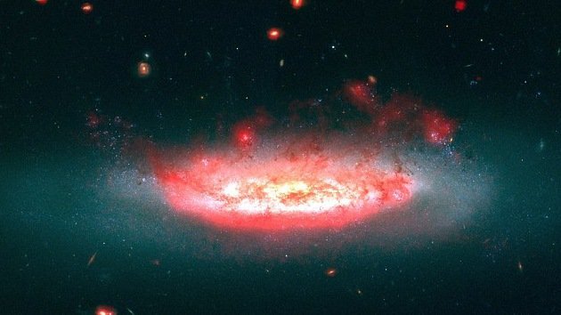 Astrónomos revelan por qué se están desnudando las galaxias