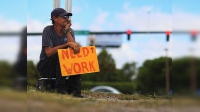 La clase laboral, la más vulnerable frente al desempleo creciente en EE. UU.